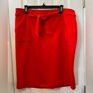 Women’s extra large red pencil skirt has stretch! Never worn!